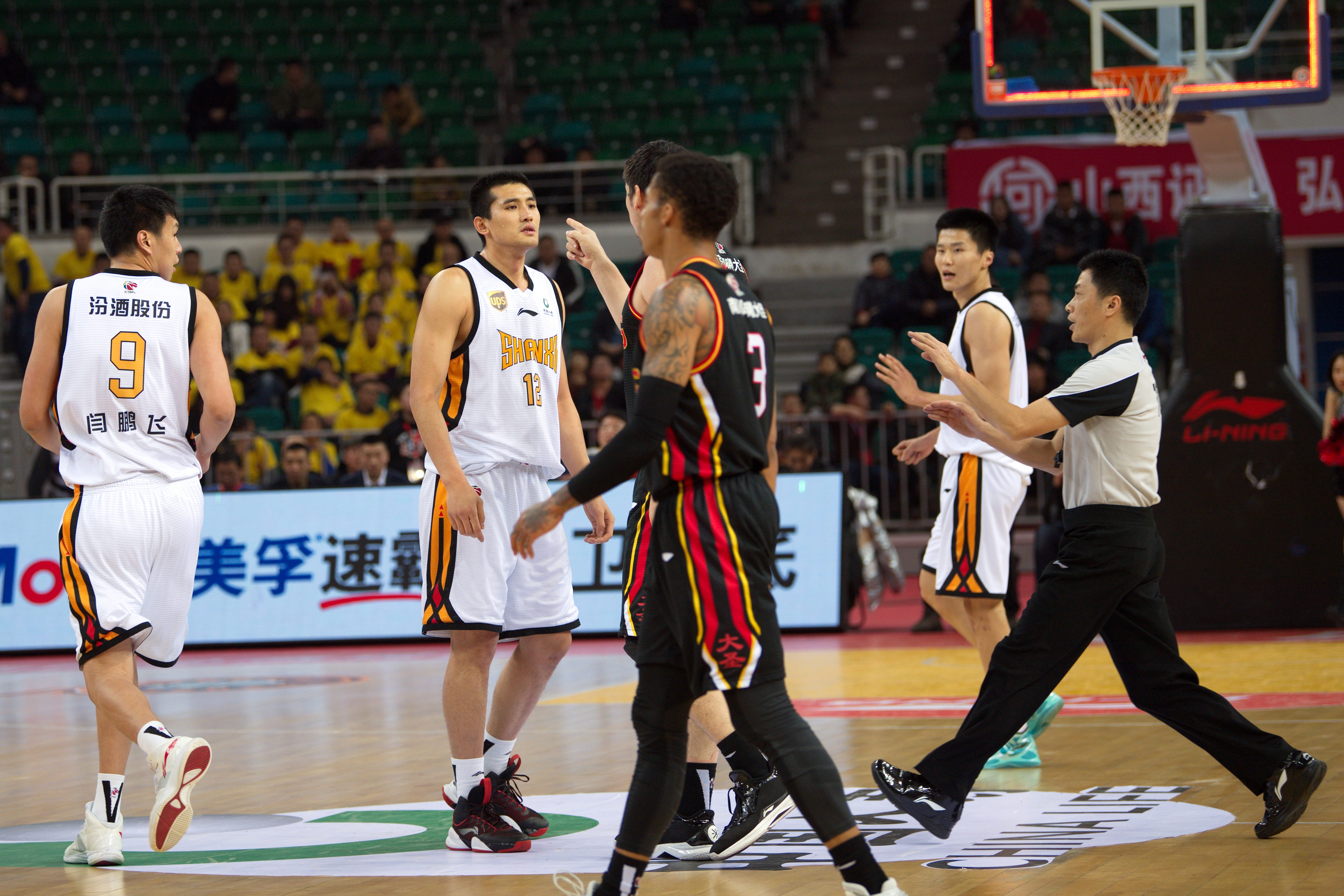 在湖人明确 在湖人明确